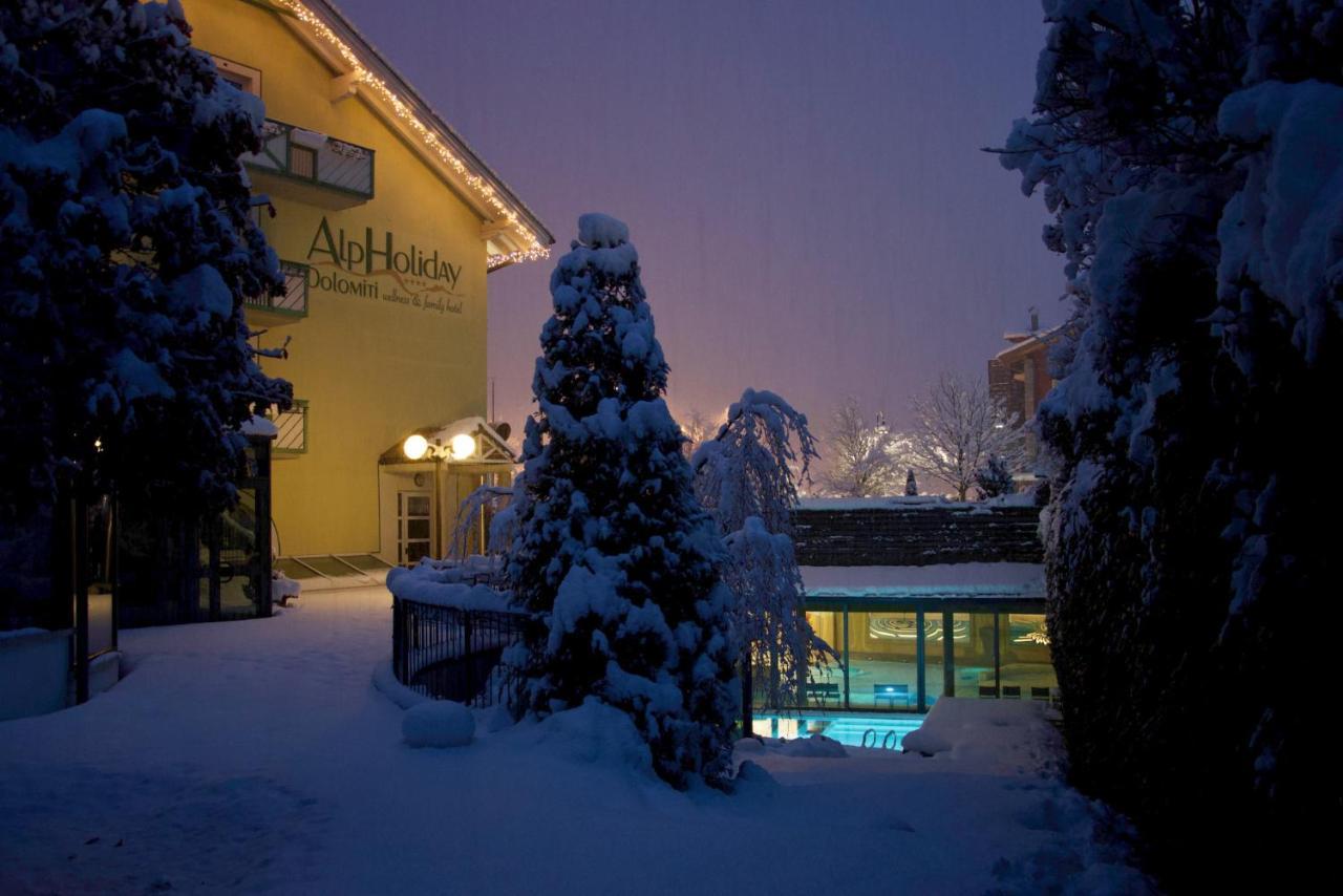 Alpholiday Dolomiti Wellness & Family Hotel Dimaro Dış mekan fotoğraf