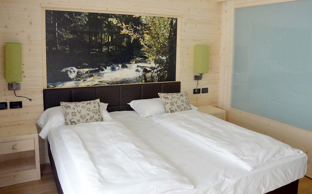 Alpholiday Dolomiti Wellness & Family Hotel Dimaro Dış mekan fotoğraf