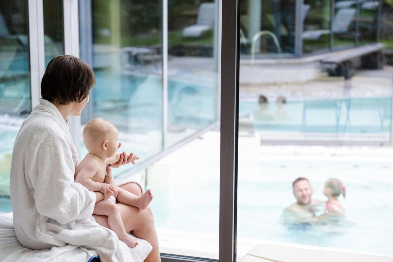 Alpholiday Dolomiti Wellness & Family Hotel Dimaro Dış mekan fotoğraf