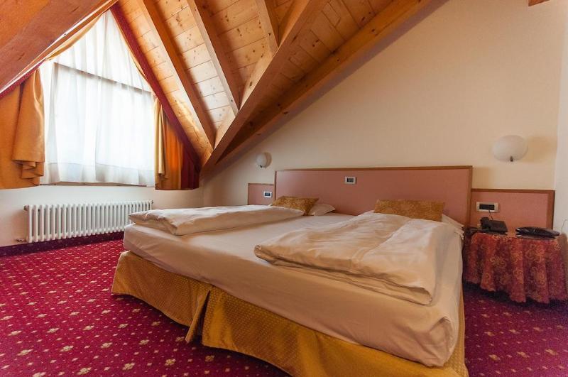 Alpholiday Dolomiti Wellness & Family Hotel Dimaro Dış mekan fotoğraf